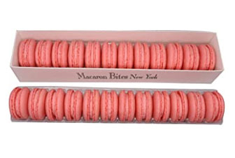 MacaronsGiftBoxof24Strawberry